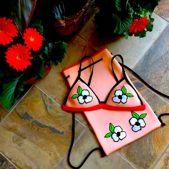 Triangl Catia Bikini BAG (like NEW) - Picture 3 of 6